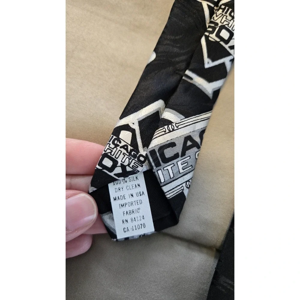 Vintage 1992 Chicago White Sox 100% Silk Tie RM Sport MLB Made USA Baseball Rare